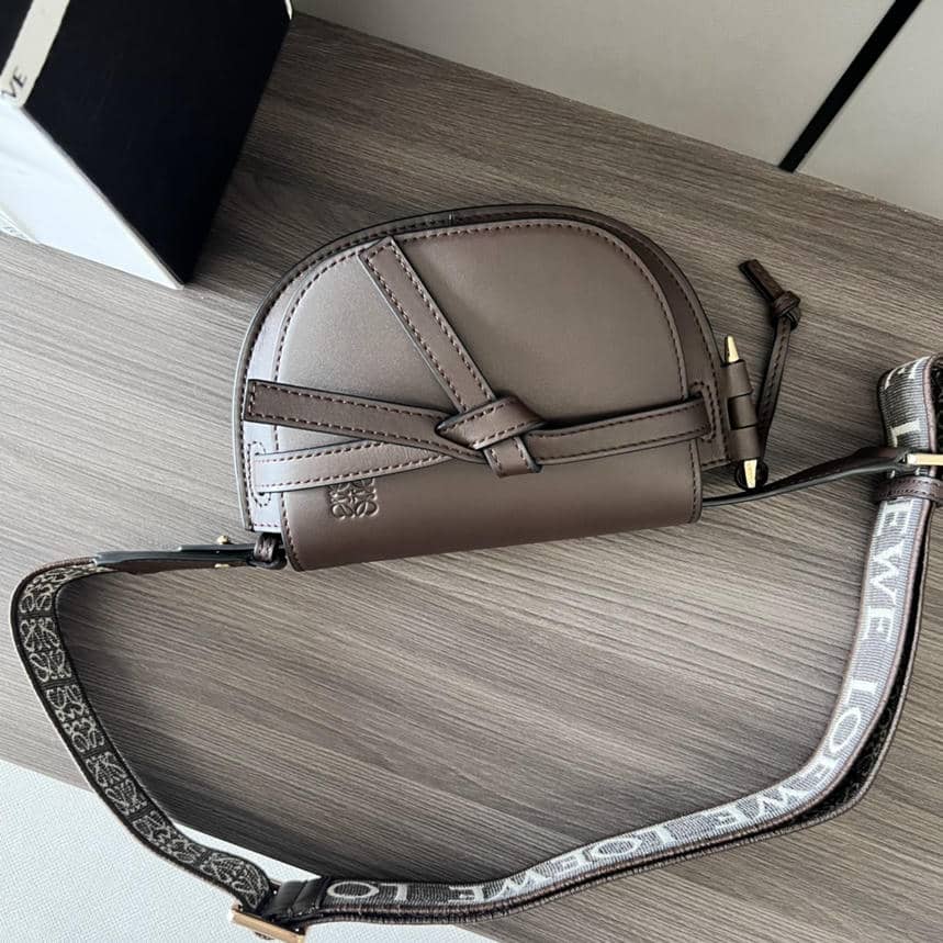 0024-Gate Saddle Bag